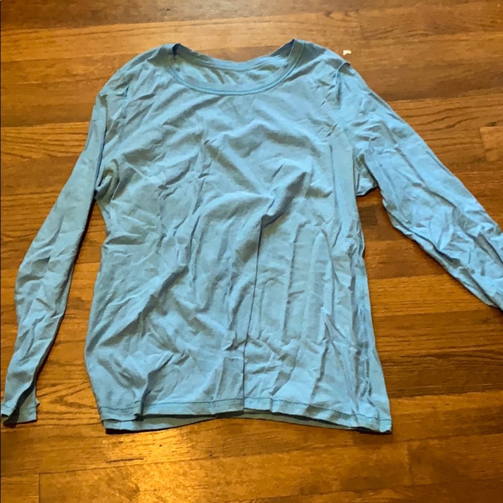 Long sleeve t shirt